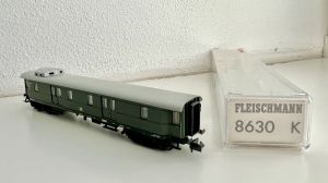 Fleischmann Spur N 8630 Schnellzug Gep&auml;ckwagen Pw4&uuml;-37 OVP