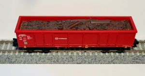 offener Güterwagen Eaos -DB Schenker - mit Ladegut