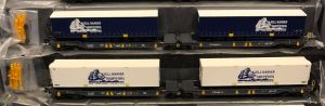 Fleischmann 2 Gelenk-Taschenwagen Sdggmrs mit 2 "KJELL HANSEN SHIPPING" Aufliegern