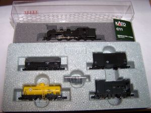Dampflok C11 & 4 Güterwagen NEU aus Startset 10-012