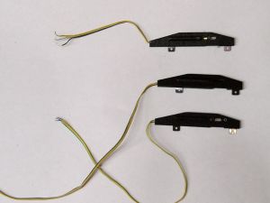 3 Minitrix Weichenantriebe links