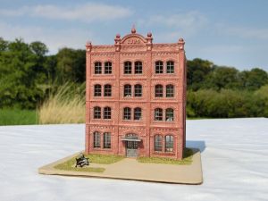 POLA N 260 Maschinenfabrik Kolb. Modell lackiert, patiniert, Figur, etwas Grün.