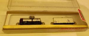 Set mit 1 Kesselwagen + 1 G-Wagen, OVP, Club-Modell 2000     (7.021)