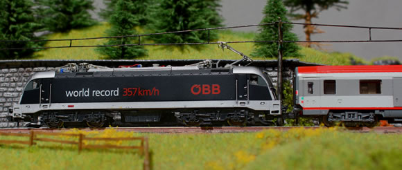 Hobbytrain 1216 / ES 64 U4