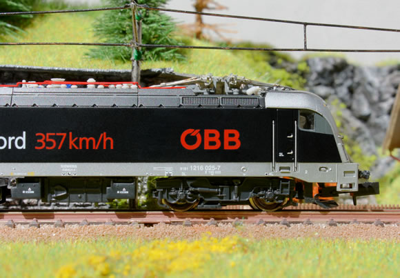 Hobbytrain 1216 / ES 64 U4