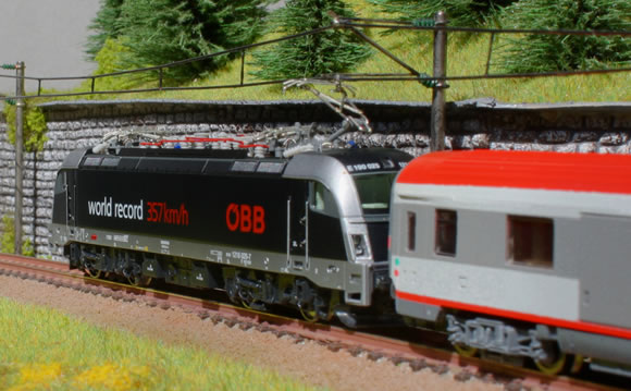 Hobbytrain 1216 / ES 64 U4