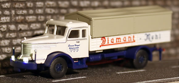 miNis LKW Krupp Titan