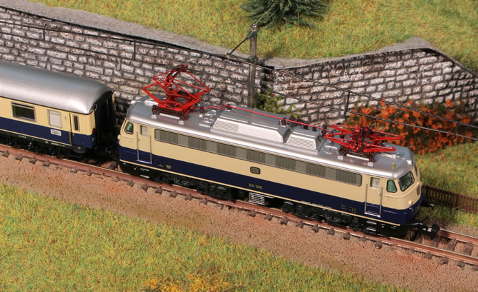 Hobbytrain E10 / BR 112 Bügelfalte