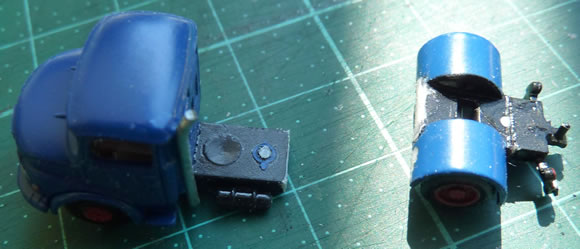 miNis MB L322 als Abschleppwagen
