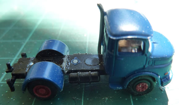 miNis MB L322 als Abschleppwagen